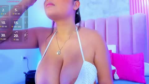 ArianaRougee online show from July 16, 2026, 4:51 am