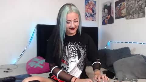 help me 100 hands up my OF is Free  online show from January 27, 2025, 10:27 pm