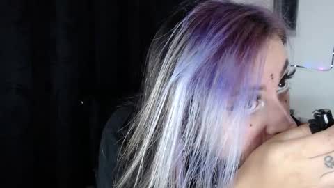 help me 100 hands up my OF is Free  online show from December 18, 2025, 12:06 am