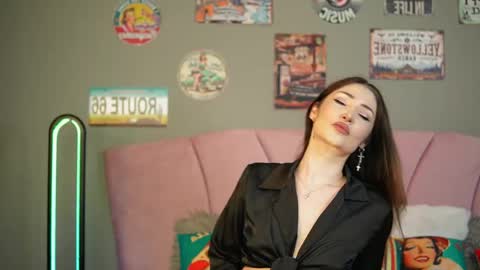 arianna_moonx online show from May 18, 2026, 8:36 pm