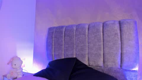 Arianna  online show from February 21, 2026, 8:37 am