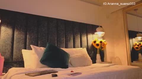 Snapshot of arianna_suarez1 chatting on October 22, 2025, 7:46 pm Arianna online show from October 22, 2025, 7:46 pm