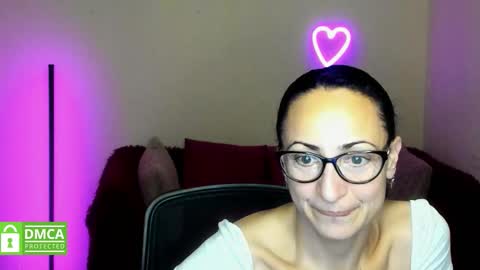 Arianna online show from October 2, 2025, 5:42 pm