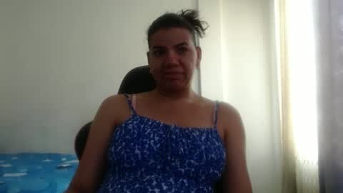 Snapshot of ariannaloovel chatting on November 9, 2025, 2:15 pm ariannaloovel online show from November 9, 2025, 2:15 pm