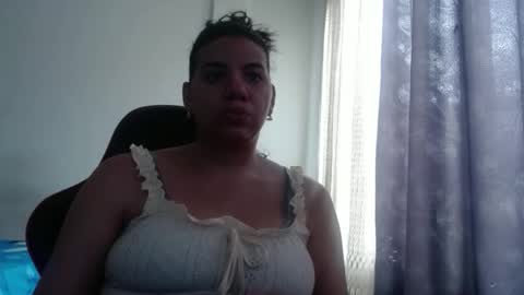 Snapshot of ariannaloovel chatting on December 16, 2025, 3:06 pm ariannaloovel online show from December 16, 2025, 3:06 pm