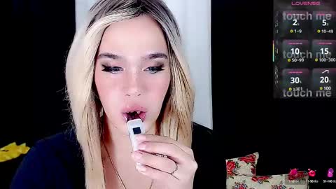 Snapshot of arianne_xoxo777 chatting on February 22, 2025, 8:07 am ARIANNE CUMS  online show from February 22, 2025, 8:07 am