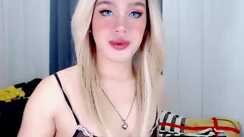 Snapshot of arianne_xoxo777 chatting on March 2, 2025, 11:29 am ARIANNE CUMS  online show from March 2, 2025, 11:29 am
