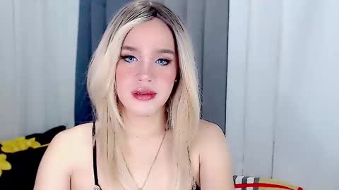 Snapshot of arianne_xoxo777 chatting on March 7, 2025, 8:23 am ARIANNE CUMS  online show from March 7, 2025, 8:23 am