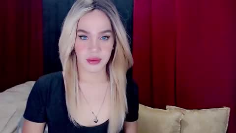 Snapshot of arianne_xoxo777 chatting on October 11, 2025, 8:40 pm ARIANNE CUMS  online show from October 11, 2025, 8:40 pm
