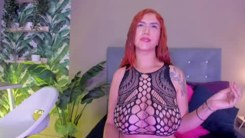 ariarusso_ online show from March 31, 2026, 10:32 pm