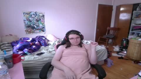 Snapshot of ariathebrat chatting on May 22, 2026, 9:20 pm Ariathebrat online show from May 22, 2026, 9:20 pm