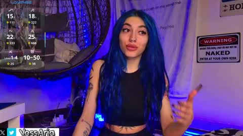 Snapshot of ariavossx chatting on April 21, 2026, 9:50 pm Aria online show from April 21, 2026, 9:50 pm