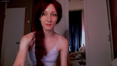 aribluush online show from May 21, 2026, 9:33 pm