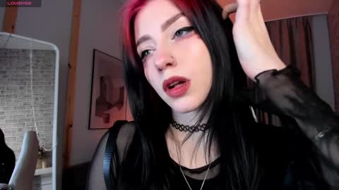 Ariel online show from December 27, 2024, 2:33 pm