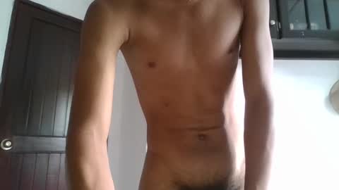 arielaritz online show from October 10, 2025, 2:49 pm