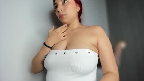 Stephany  online show from October 25, 2025, 3:36 am