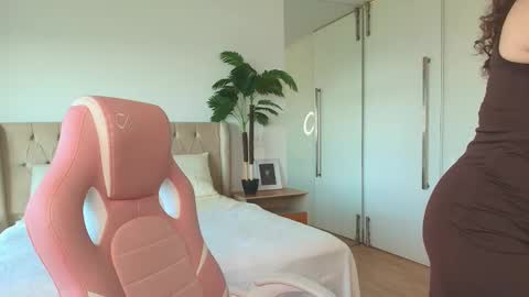 Ariella GTM3  Tue Wed Thu Fri Sat  0400 am-1030pm online show from February 15, 2026, 7:21 pm