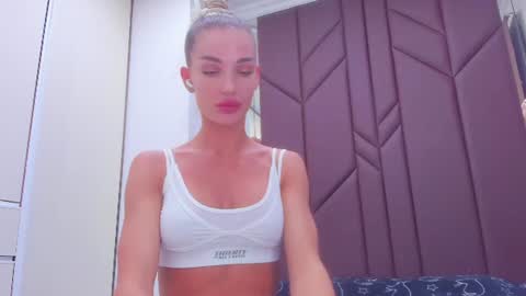 AriellaBlonde online show from June 9, 2026, 9:04 pm