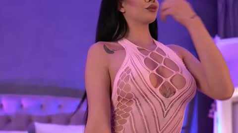 Ariell online show from November 17, 2025, 6:24 pm