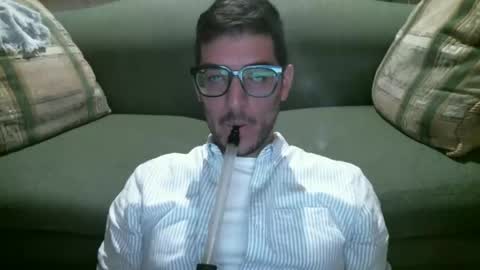 Snapshot of arielsinho chatting on February 4, 2026, 3:45 am Anon online show from February 4, 2026, 3:45 am