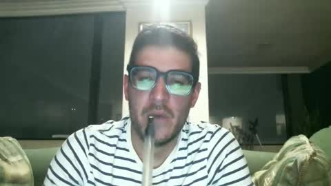 Snapshot of arielsinho chatting on April 6, 2026, 2:53 am Anon online show from April 6, 2026, 2:53 am