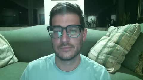 Snapshot of arielsinho chatting on May 27, 2026, 5:04 am Anon online show from May 27, 2026, 5:04 am