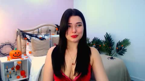 Ari online show from November 11, 2025, 1:55 pm