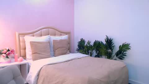 Ari online show from November 28, 2025, 8:44 pm