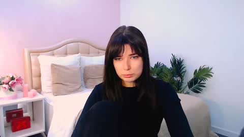 Ari online show from November 30, 2025, 9:24 am