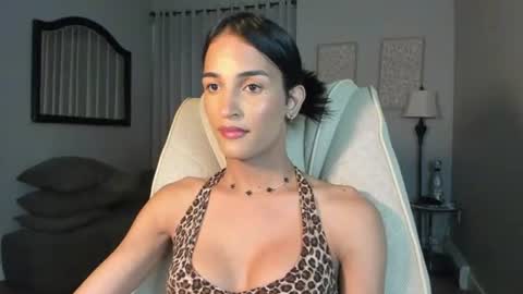 Snapshot of ariia1_ chatting on June 22, 2026, 1:07 am Aria online show from June 22, 2026, 1:07 am