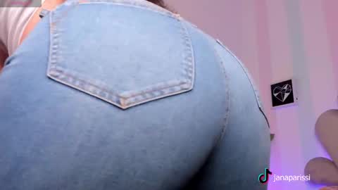 Ariah online show from October 22, 2025, 2:34 am