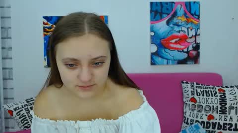 arinabelle online show from October 20, 2025, 2:12 am