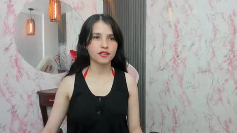 Snapshot of arisha_lee2 chatting on January 2, 2025, 4:24 pm arisha_lee2 online show from January 2, 2025, 4:24 pm