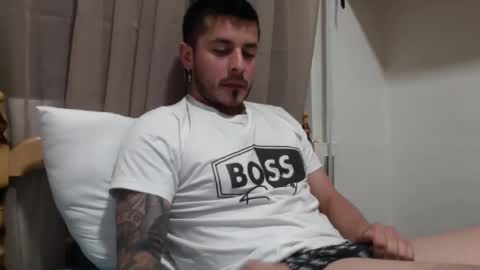 aris men online show from March 19, 2026, 6:56 pm