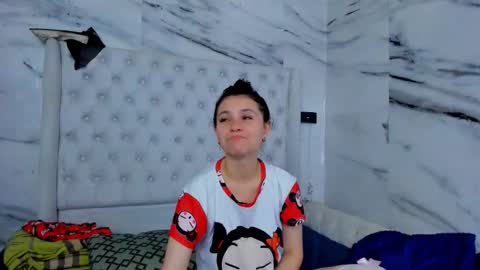 celina online show from January 18, 2026, 4:05 am