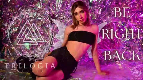   Nice to meet you  thumb up me please its important I  LOOK MY BIO DOWN online show from December 19, 2024, 2:45 am