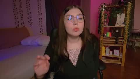 Astrid online show from November 23, 2025, 3:17 am