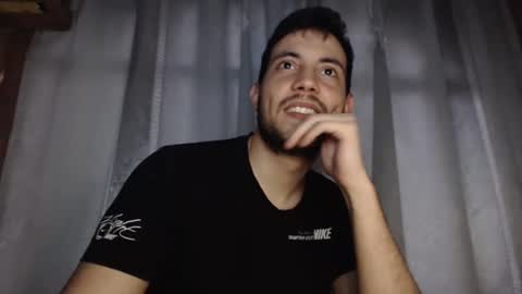 Snapshot of armando_2002 chatting on January 27, 2025, 10:49 pm ARMANDO online show from January 27, 2025, 10:49 pm