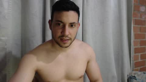 Snapshot of armando_2002 chatting on September 17, 2025, 1:18 am ARMANDO online show from September 17, 2025, 1:18 am