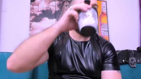 Snapshot of armandosteel chatting on February 20, 2025, 1:36 am Armando online show from February 20, 2025, 1:36 am