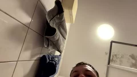 armyskater32 online show from March 9, 2026, 6:28 am