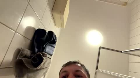 armyskater32 online show from May 11, 2026, 8:06 pm