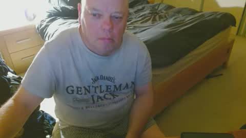 Arnie  online show from January 15, 2026, 11:15 am