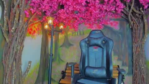 Arohom Lester online show from October 21, 2025, 11:11 am