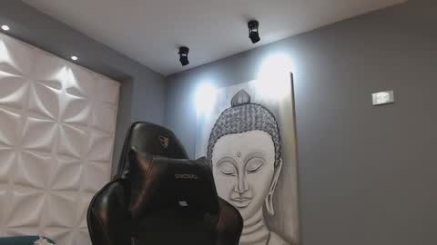 Arohom Lester online show from October 22, 2025, 11:10 am