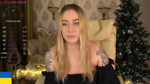 AROLINA online show from December 17, 2024, 9:49 pm