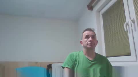 aromannn online show from December 23, 2024, 8:03 pm