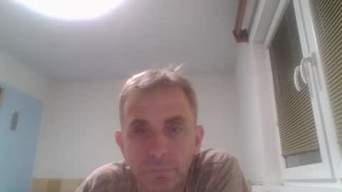 aromannn online show from November 23, 2025, 7:35 pm