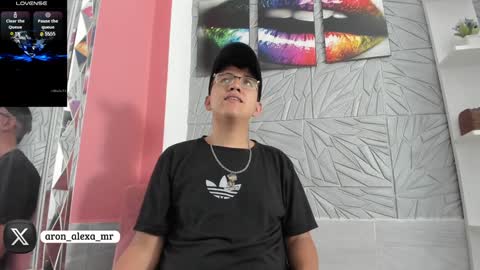 Alexa  Aron online show from December 9, 2024, 1:13 pm