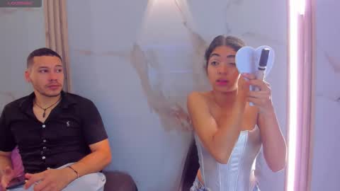 aron and molly online show from November 15, 2025, 12:02 pm